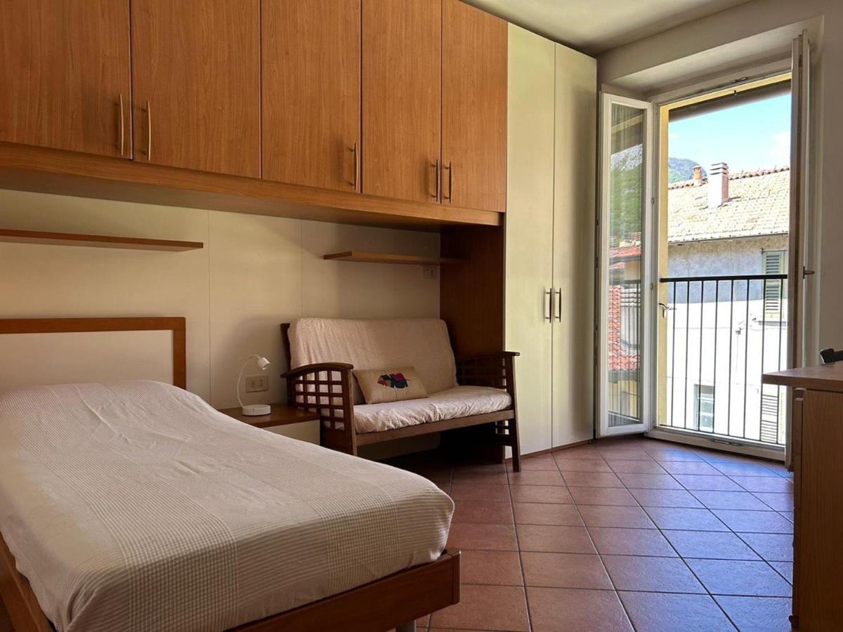 Lecco Only Females Guest House 外观 照片